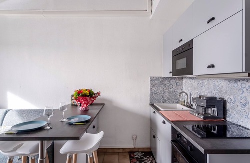 Martigues Apartment | Chabine - One Bedroom Apartment, Sleeps 4