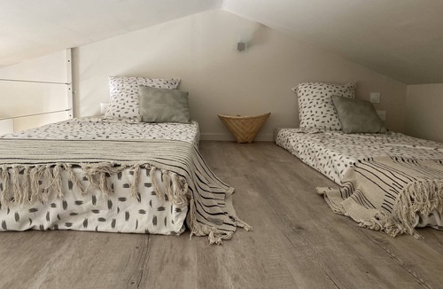 Monteux Bed & Breakfast | Chambre Avec Accès Parc et Piscine