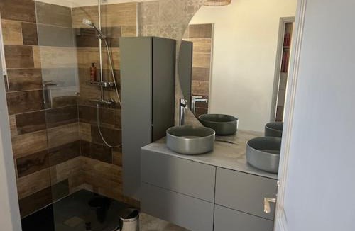 Fuveau Bed & Breakfast | Chambre indépendante près d'Aix