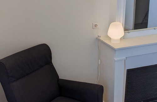 Le Thor Bed & Breakfast | Chambre Voltaire, terrace on the banks of the Sorgue