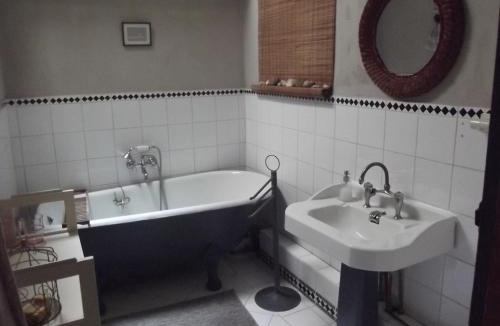 Mormoiron House | Chambres et table d'hôtes Au Brabo
