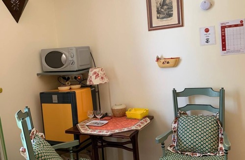 Venasque Bed & Breakfast | Charmante Chambre D'hôte au Coeur de la Provence à Venasque