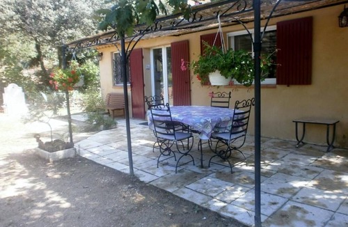 Jouques House | Charmante Petite Maison de Campagne