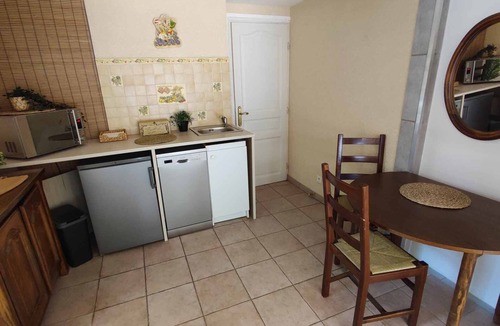 13th Arrondissement Villa | Charmante Suite Avec Jacuzzi au Calme