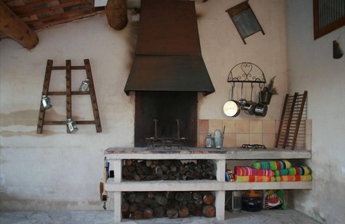 Saint-Saturnin-les-Apt House | Charming 18th Century Luberon Country Home with Pool Between Gordes & Roussillon