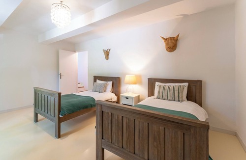 Noves Other | Charming 3 BR Farmhouse on Idyllic Estate: AC, WiFi, near St Remy de Provence