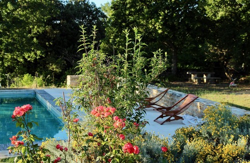 Menerbes Cottage | Charming cottage in stone farmhouse in the heart of the vineyards in the Luberon