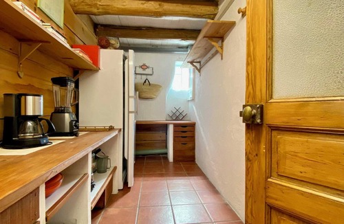 Pernes-les-Fontaines Villa | Charming farmhouse to rent in Provence-'Mas des Olivades'-Provencal farm.