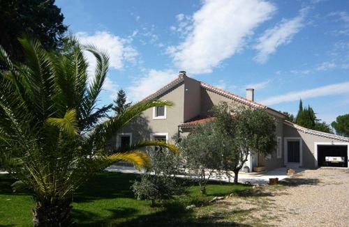 St.-Remy-de-Provence Villa | Charming house with heated swimming pool, in a quiet, unoverlooked location.