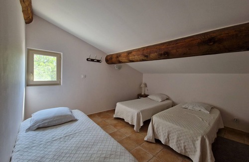 Lacoste House | Charming holiday home with private pool in the Luberon Nature Park, Lacoste