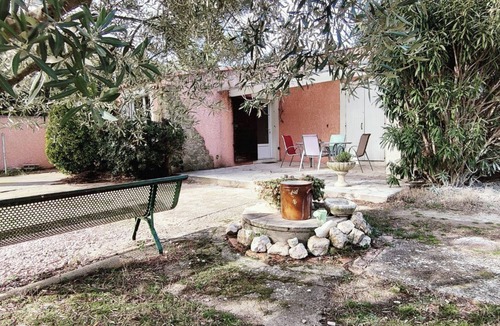 Istres House | Charming house classified 3 stars/3 ears "Gîtes de France" surrounded by naturen