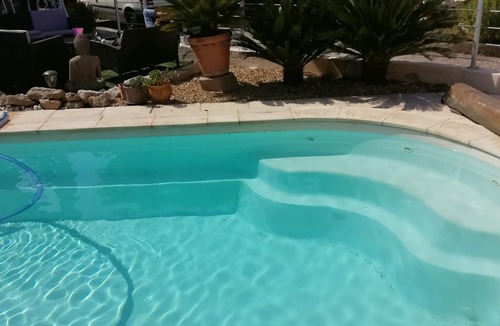 Martigues Apartment | Charming independent studio in Martigues town center, swimming pool, spa