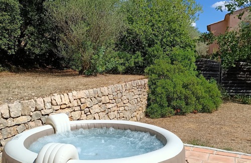 Entrecasteaux House | CHARMING LITTLE HOUSE in PROVENCE & PRIVATE WHIRLPOOL !