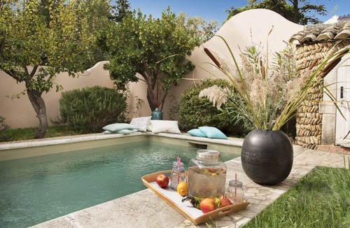 Paluds de Noves Villa | Charming Mas Provencal with swimming pool and jacuzzis cinema - FLH-Excellence