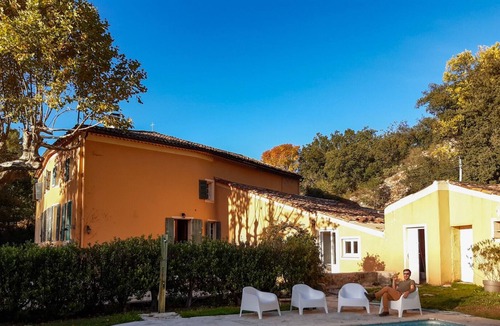 Brignoles House | charming old house ideal for large families or groups of friends