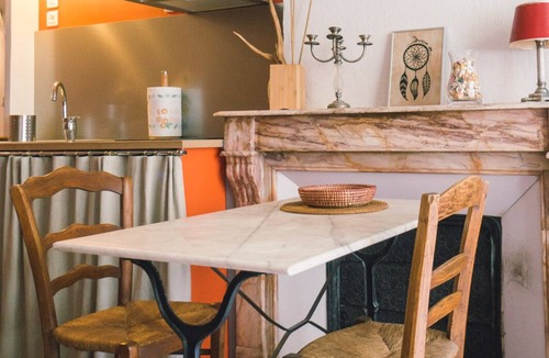 Arles City Centre Apartment | Charming studio 2 minutes from the Arena