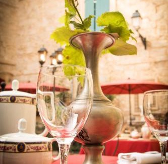 Murviel-les-Beziers Bed & Breakfast | Chateau de Murviel