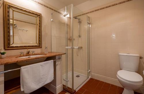 Les Sagnieres Hotel | Chateau De Picomtal