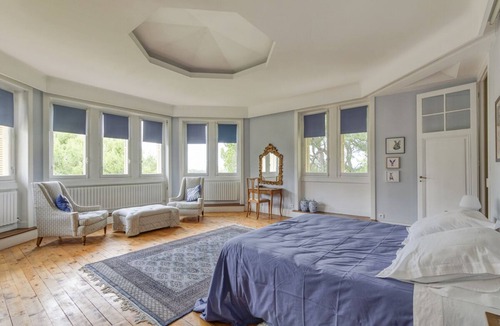 Gigondas Other | Chateau Vaucluse - Eight Bedroom Castle, Sleeps 12