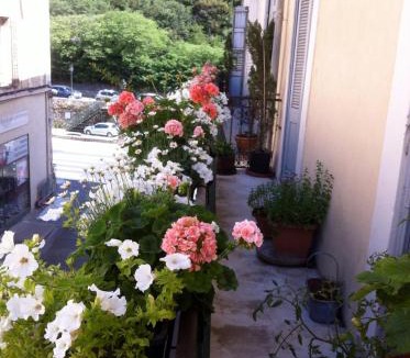 Apt Bed & Breakfast | Chez Christel