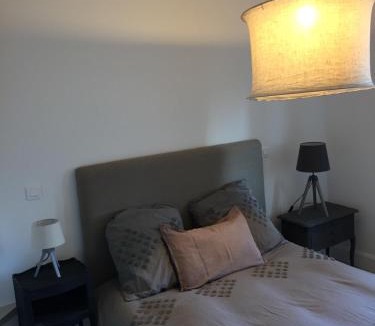 Pierrevert Apartment | Chez Enzo