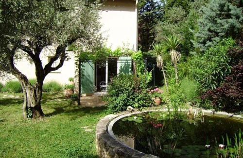 Remoulins House | Chez Jean-Pierre & Annick