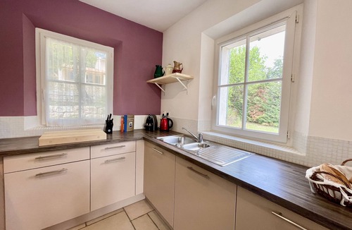 Saint-Saturnin-les-Apt House | Close to the village, private pool, view of the Luberon