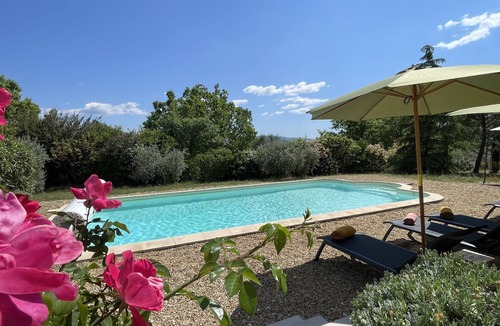Saint-Saturnin-les-Apt House | Close to the village, private pool, view of the Luberon