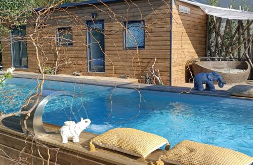 Saint-Saturnin-les-Avignon Apartment | Cocoon inn&Spa