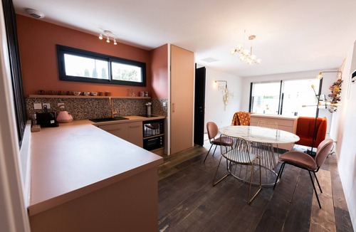 Molleges House | Cocooning village house in triplex villa