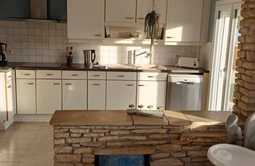 Redessan House | Comfortable PP house for 6/7 people