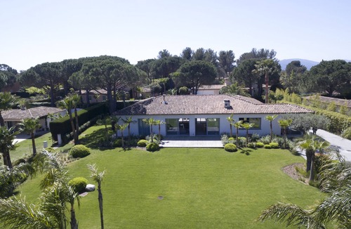 Les Restanques Villa | Contemporary Villa Grimaud