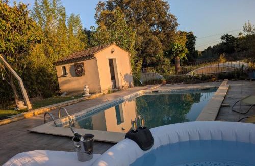 Cabrieres Villa | Coste bel