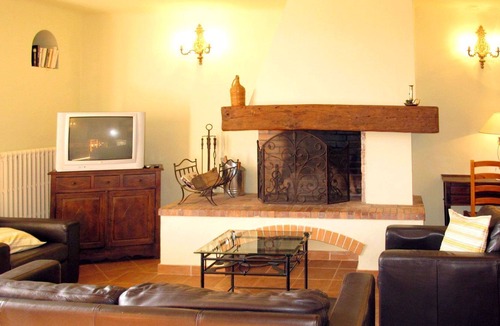 Ollieres Villa | Cosy apartment in villa for 11 guests with WIFI, pool, TV, terrace, panoramic view and parking