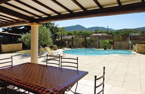 Roaix House | Cosy holiday home with private and heated pool, Roaix-formerly TUI Ferienhaus