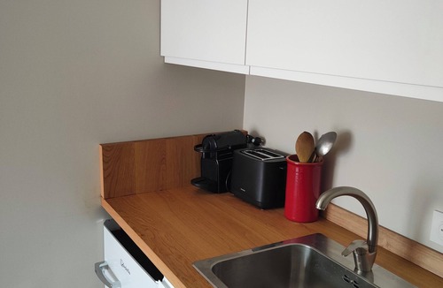 Le Thor Apartment | Cosy studio in Provence 10 min Isle Sur Sorgue