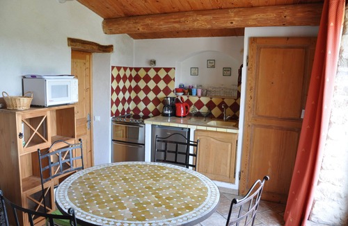 Saint-Michel-l'Observatoire Cottage | country holiday home - 2 rooms - 4 persons
