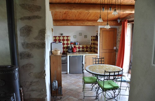 Saint-Michel-l'Observatoire Cottage | country holiday home - 2 rooms - 4 persons