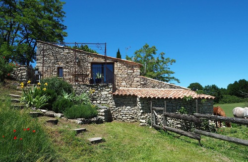 Saint-Michel-l'Observatoire Cottage | country holiday home - 2 rooms - 4 persons