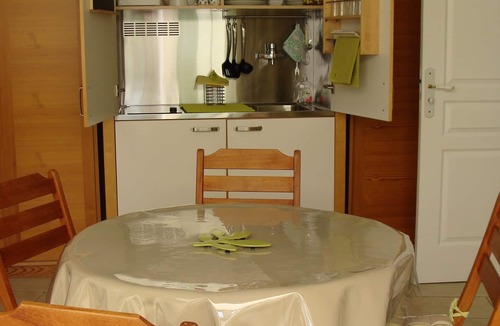 Saint-Saturnin-les-Avignon Cottage | Country Cottage /Gite - Saint Saturnin les Avignons