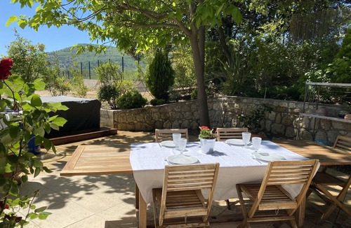 Alleins Villa | Country house 3 minutes from the Pont Royal golf course