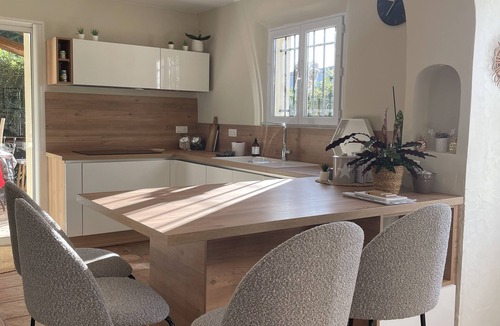 Cabannes House | Country house between Alpilles and Luberon.