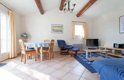 Arles Apartment | Country house in Arles Provence peaceful and lovely