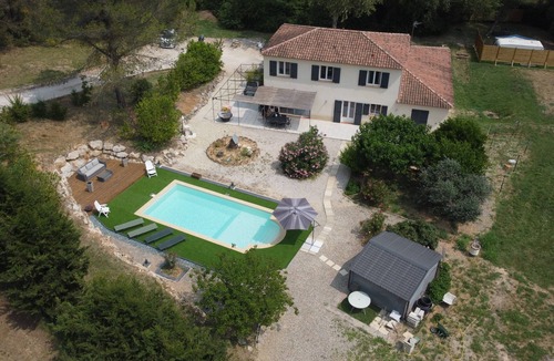 Meyrargues House | Country house with pool