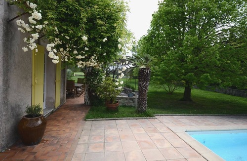 Monteux Villa | COUNTRY VILLA, SHADED, LARGE QUIET, RESTORING, NEAR THE VENTOUX