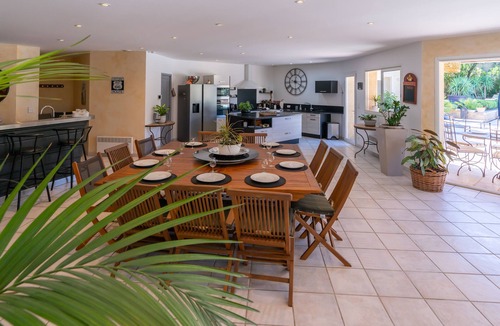 Vers-Pont-du-Gard House | Countryside stone house from the Gard, 11482sqf of land, private pool, quiet