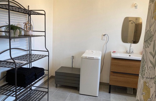 Courthezon Apartment | Courthézon Between vineyards and village