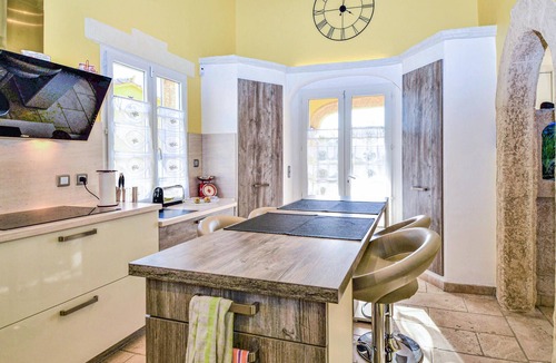 Jonquieres-Saint-Vincent House | Cozy home in Jonquière saint Vincen