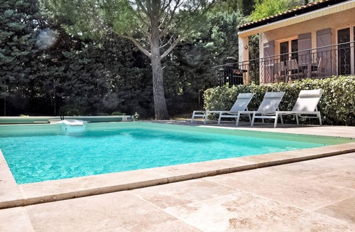 Rochefort-du-Gard House | Cozy home in Rochefort Du Gard