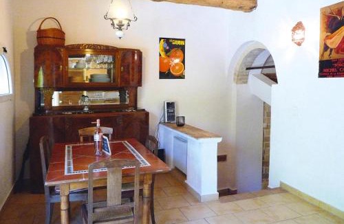 Noves House | Cozy Noves Home with Pool Access